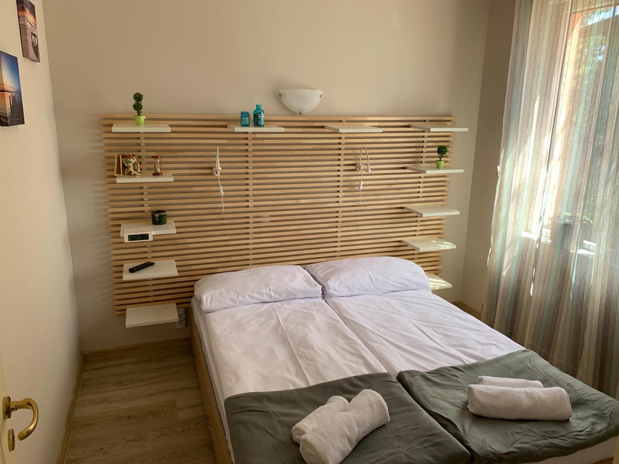 Sunray Guest House, Private Rooms & Apartment With Lovely Sea View Varna Eksteriør billede